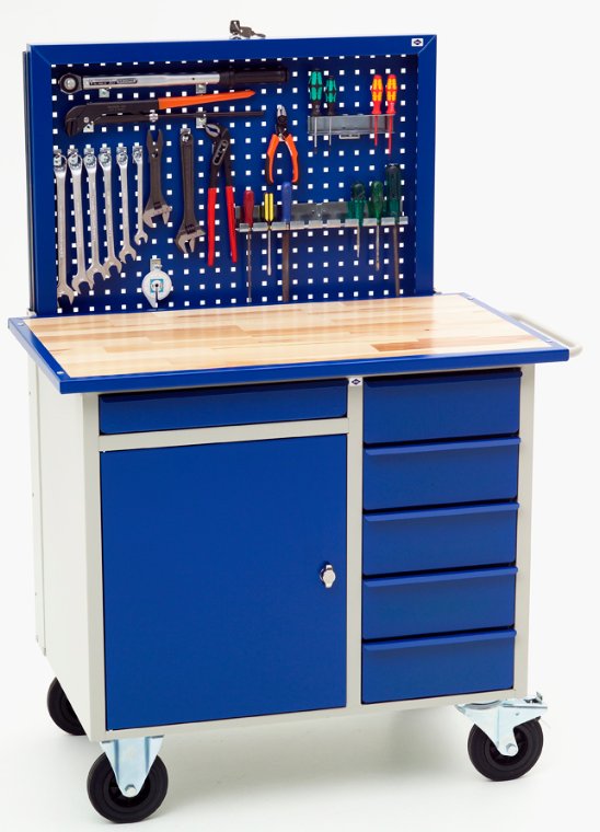 Værktøjsvogn med elevatortavle. Blika