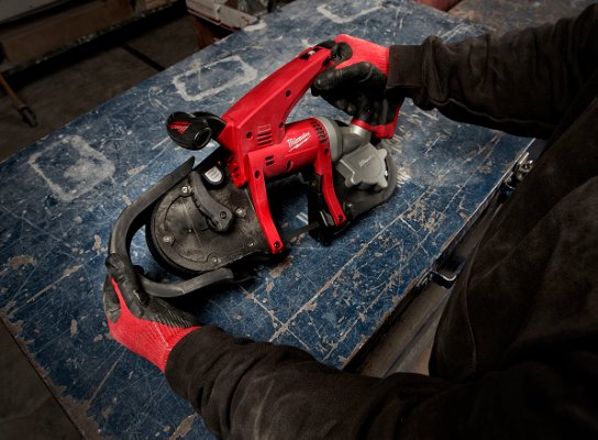 Cover til båndsav. Milwaukee