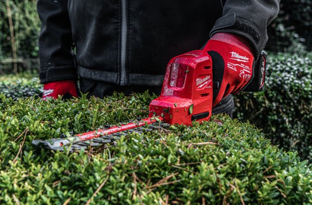 Hækketrimmer 12 V. 20 cm. Milwaukee